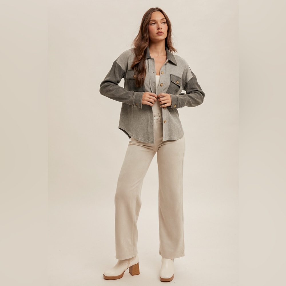 Hem & Thread Gray Button-Up Top - Picture 2 of 5